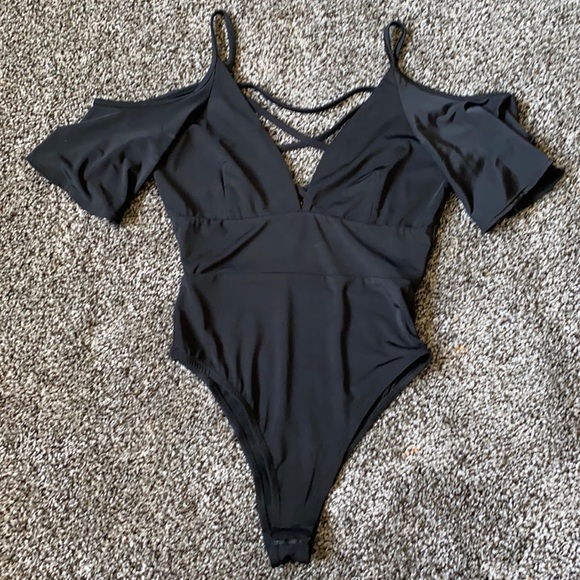 Dainty Hooligan Off the Shoulder Black Body Suit - Picture 1 of 3
